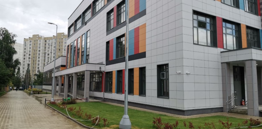 Учебные корпуса на 400 мест в Новокосино